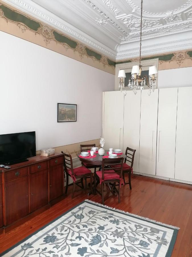 ポルトAlvares Cabral Apartamento Bアパートメント エクステリア 写真