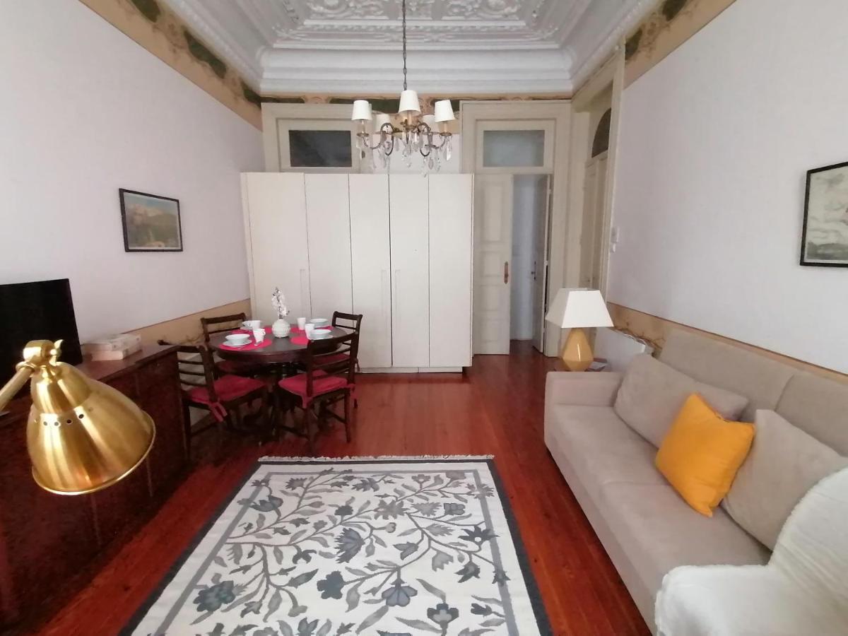 ポルトAlvares Cabral Apartamento Bアパートメント エクステリア 写真